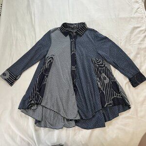 Radzoli Blue Boho Oversize Longsleeve Button Up Shirt | Size M